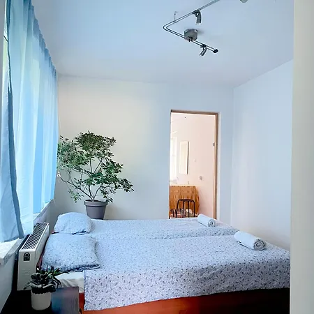 مكان تخييم Biwak Bajlando *